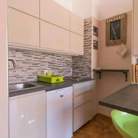 Sunny In Cristianos Арона